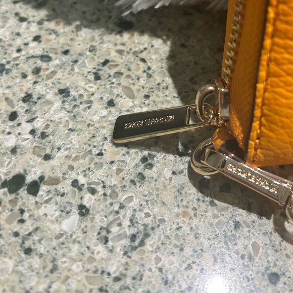 NWT-Michael Kors Jet set Travel Continental  Wristlet/wallet - Picture 6 of 9